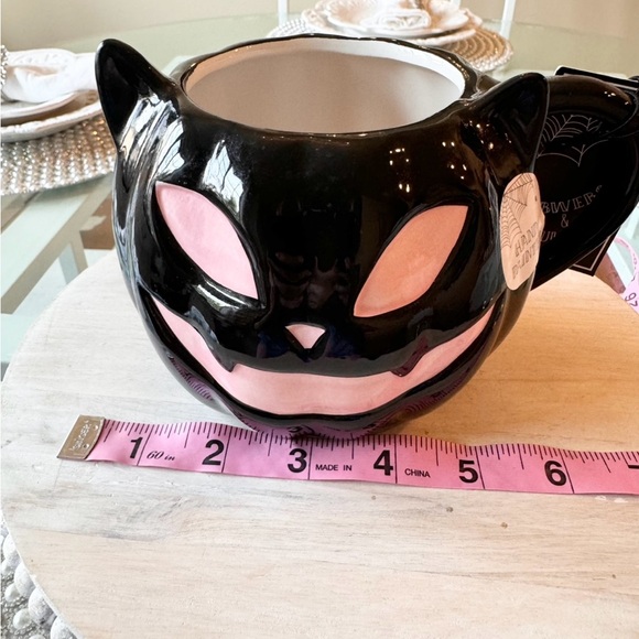 🖤 PINK + BLACK Halloween Spooky Cat Cobwebs & Cauldrons Mug NEW - Picture 6 of 7